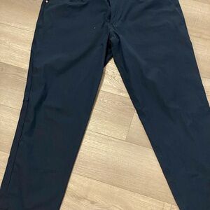 lululemon athletica Men's 5 pocket classic fit navy